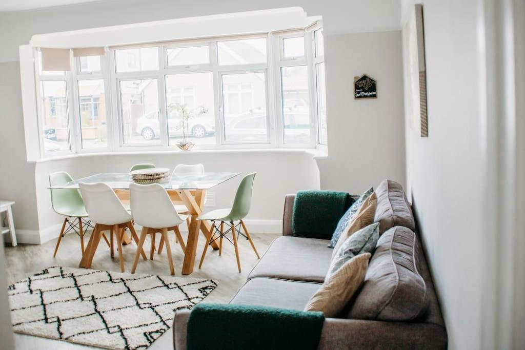 Ferienwohnung Coastal Haven In Leigh-On-Sea Southend-on-Sea Exterior foto